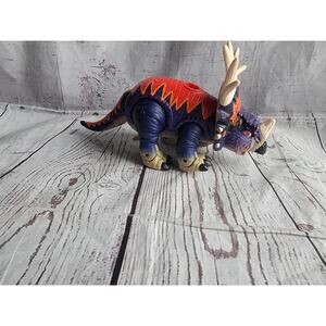 Fisher-Price Imaginext Styracosaurus Triceratops Dinosaur Figure Movable Head